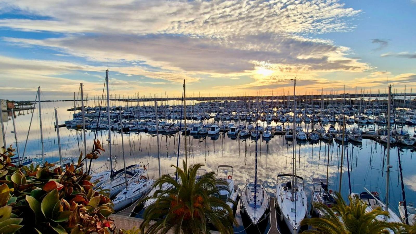 - L'Horizon Bleu - Cocon Romantique Avec Vue Mer Panoramique Gruissan Eksteriør bilde